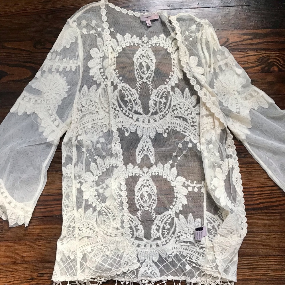 DONATED Blu Pepper Vintage lace cardigan/duster